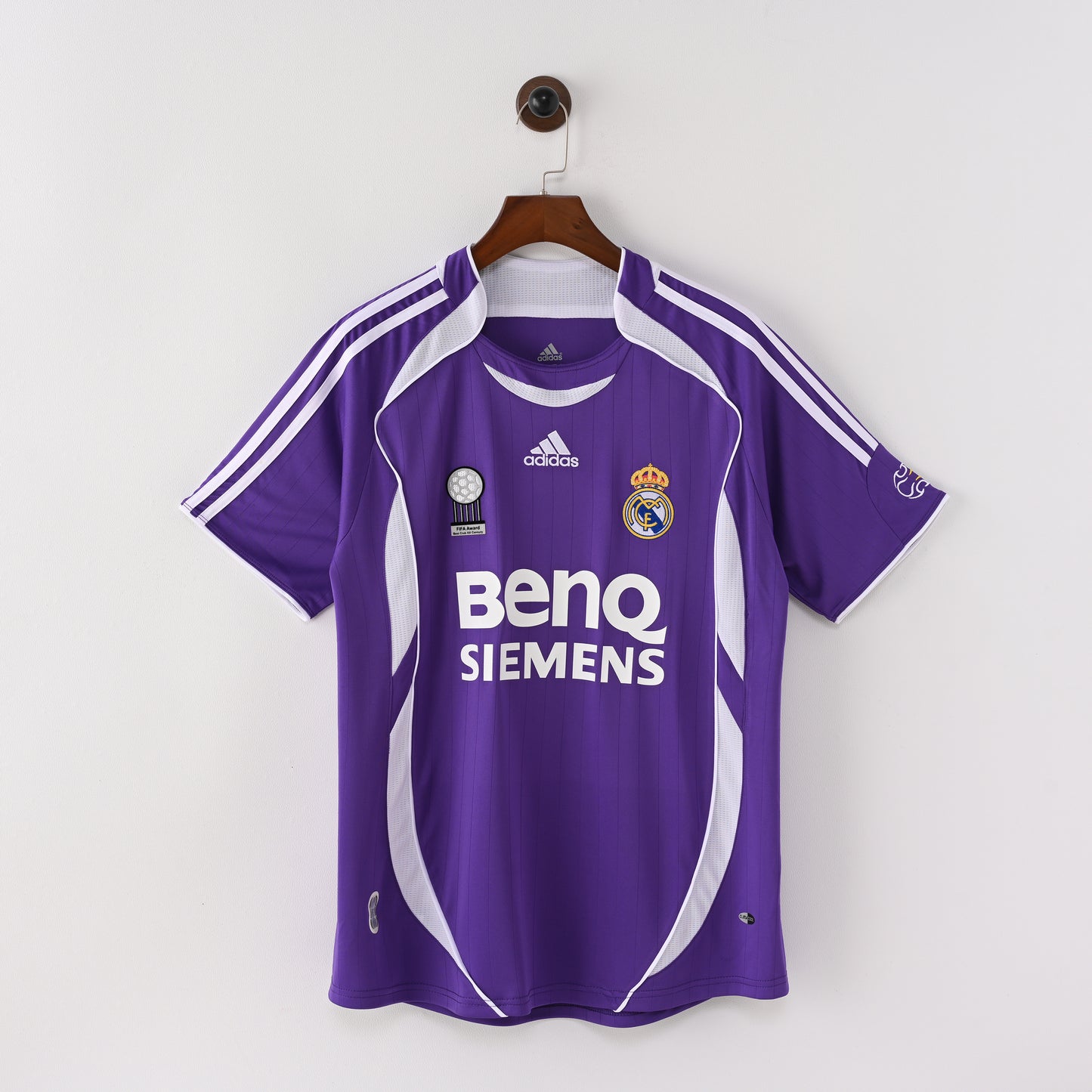 Real Madrid Purple 06/07 Retro Jersey - Short Sleeve