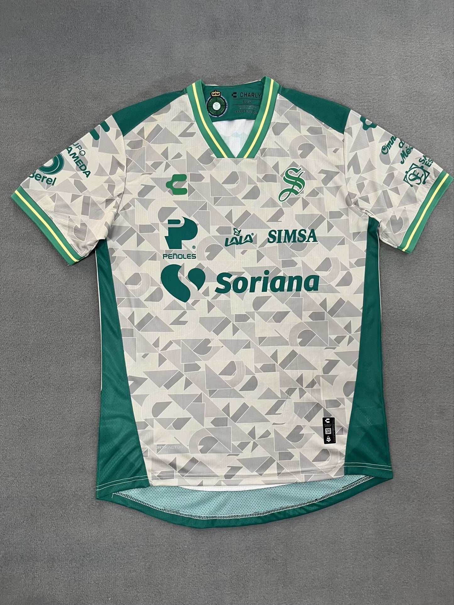 Santos Laguna Away Jersey (Stadium Version, Short Sleeve) - 25/26