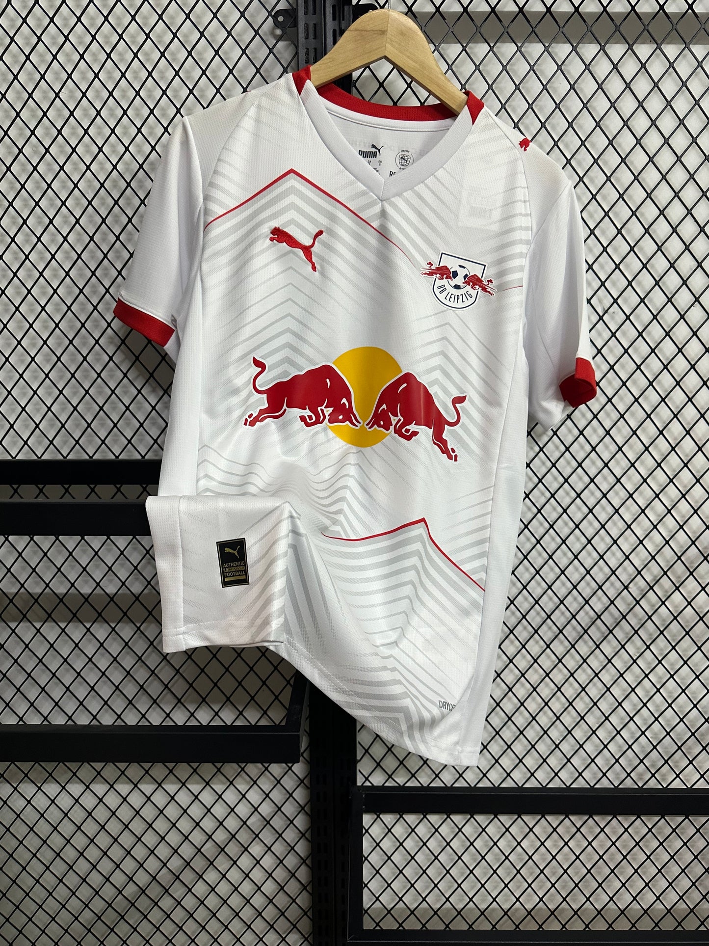 RB Leipzig Jersey (Stadium Version, Short Sleeve) - 25/26