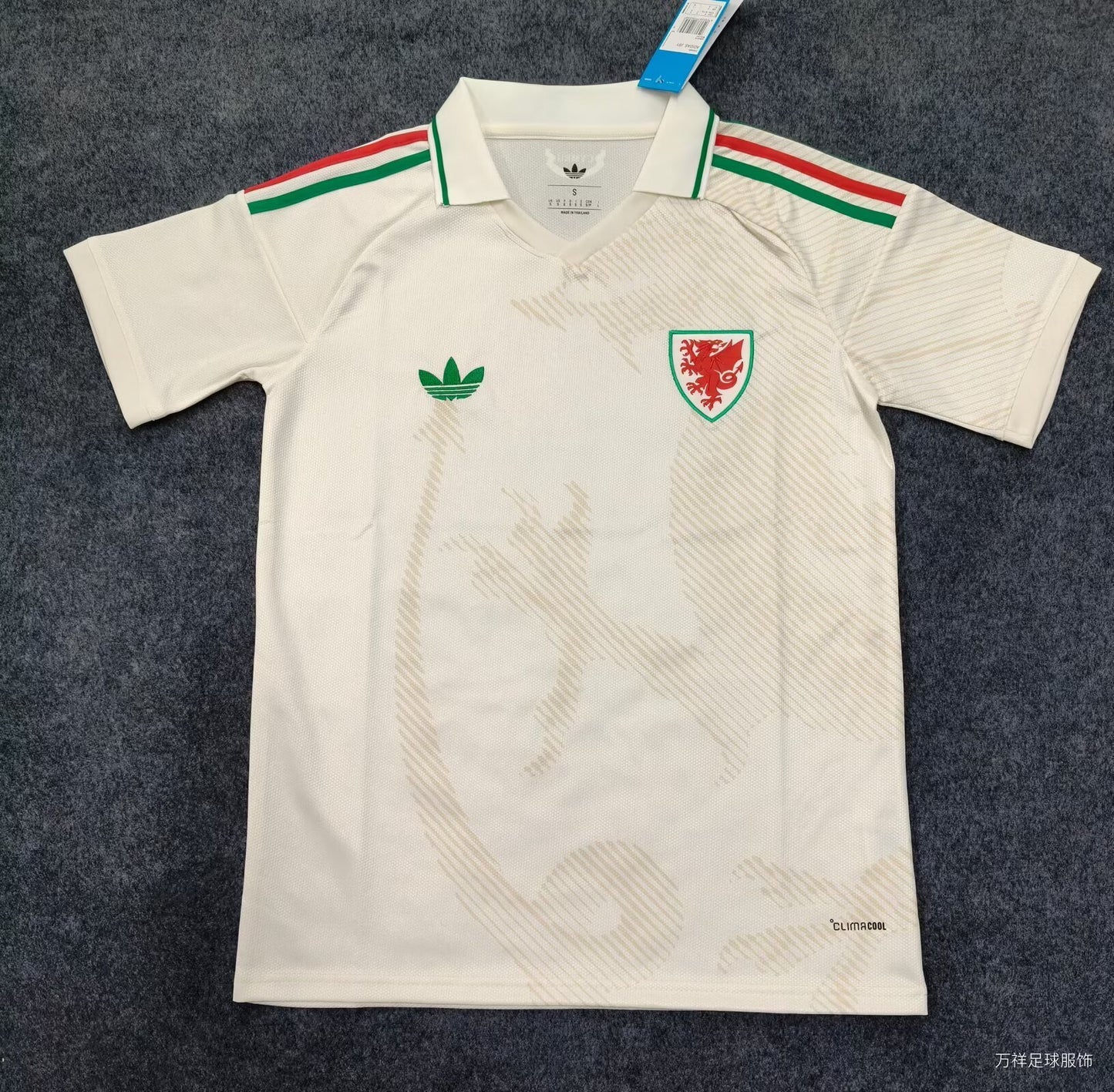 Wales 2026 World Cup Away Jersey (Stadium, Short Sleeve)