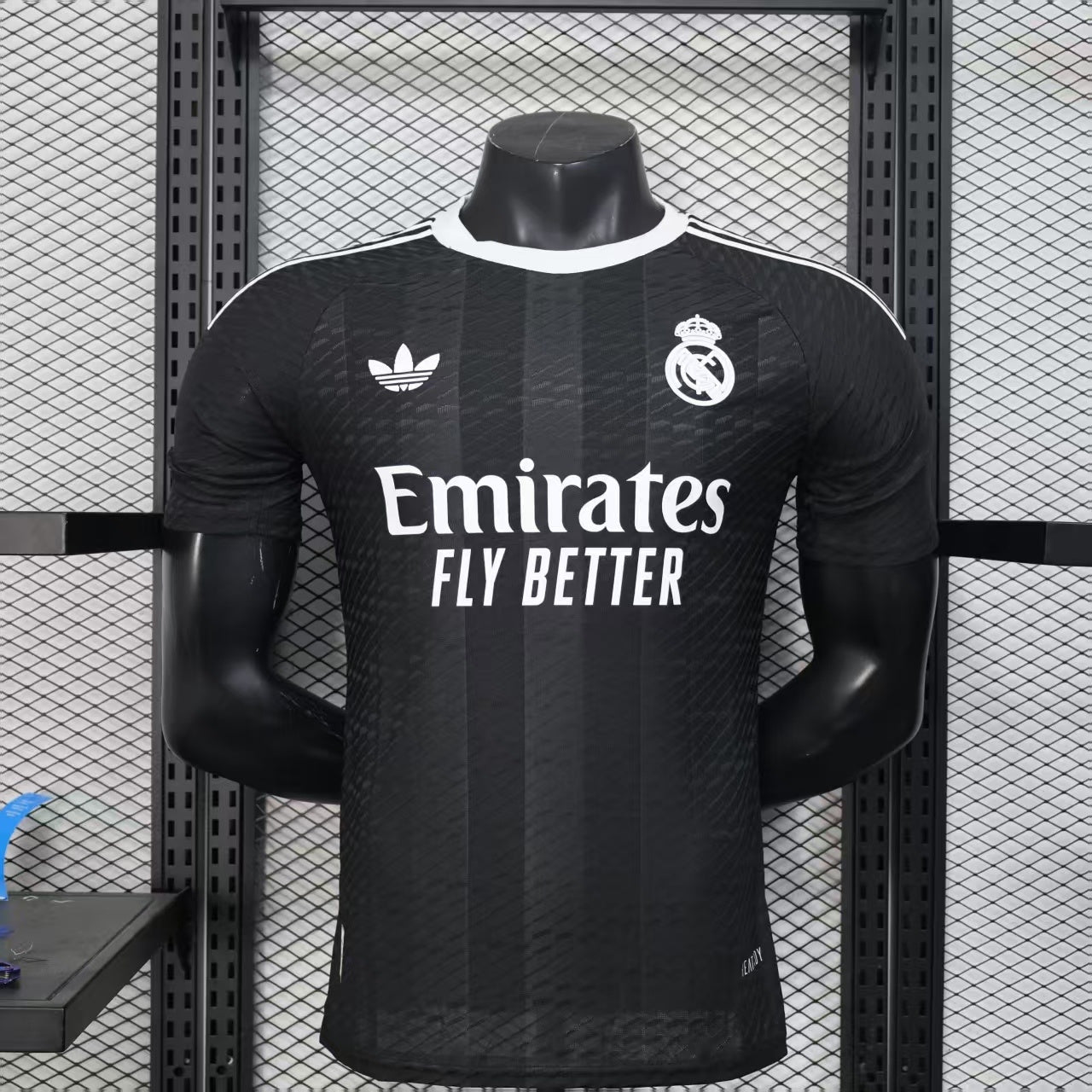 Real Madrid Goalkeeper Black Jersey (Player Version, Short Sleeve) - 25/26