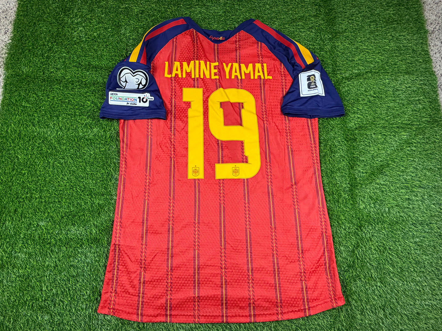 Spain 2026 World Cup Home Yamal #19 Jersey - Player Version - Size XL (Ready to Ship)
