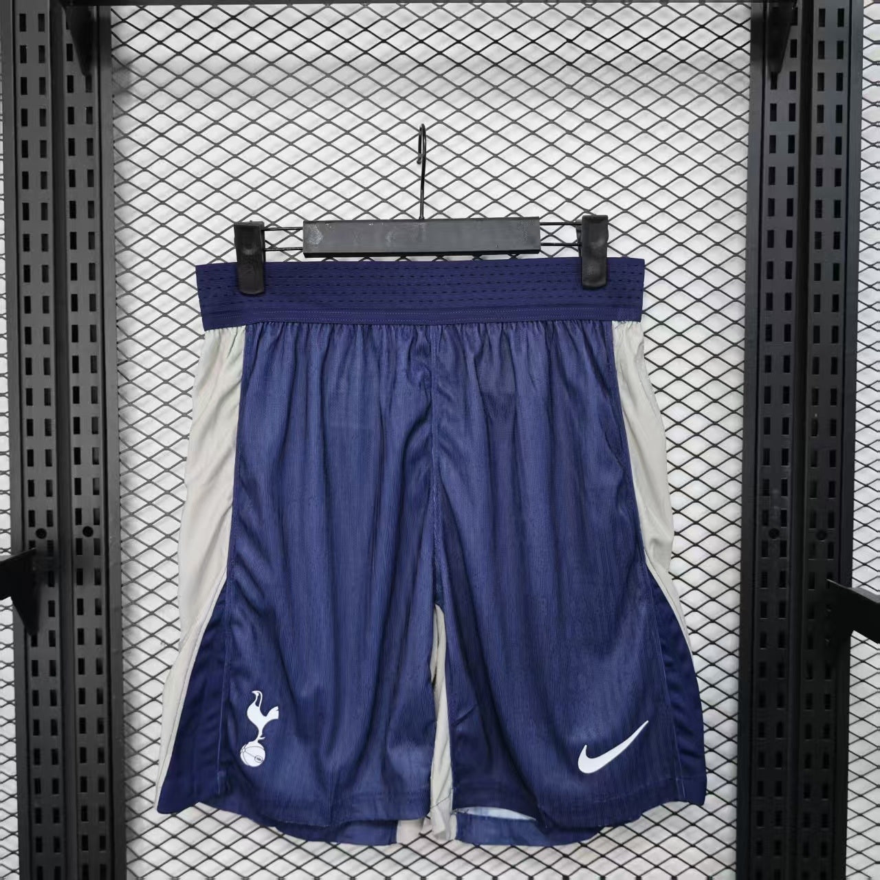 Spurs Home Player Shorts (25/26)