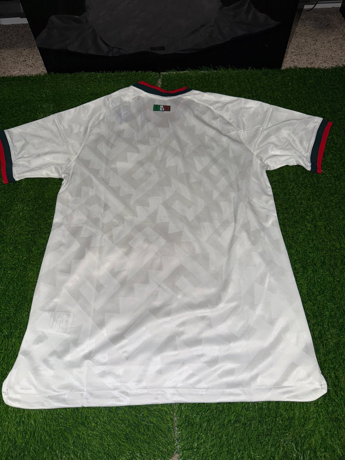 Mexico WC 2026 Away Player Jersey Size: 2XL (Ready to Ship)