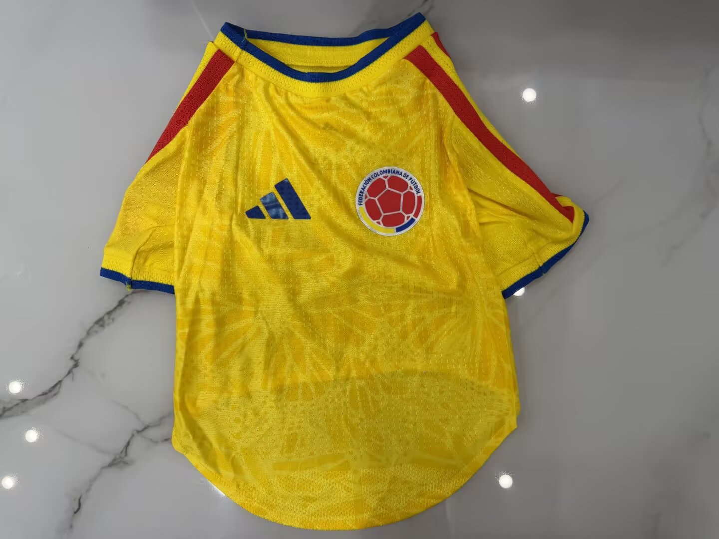 Colombia Home WC 2026 Pet Kit