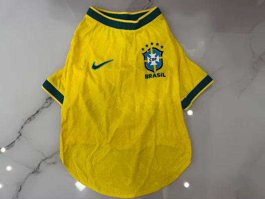Brazil Home WC 2026 Pet Kit