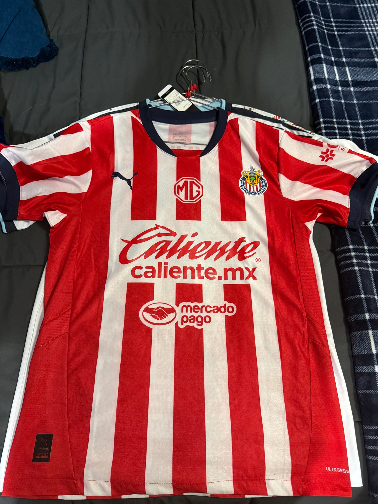 Chivas Home Jersey 24/25 Player Version - Alvarado #25 - Size: Large