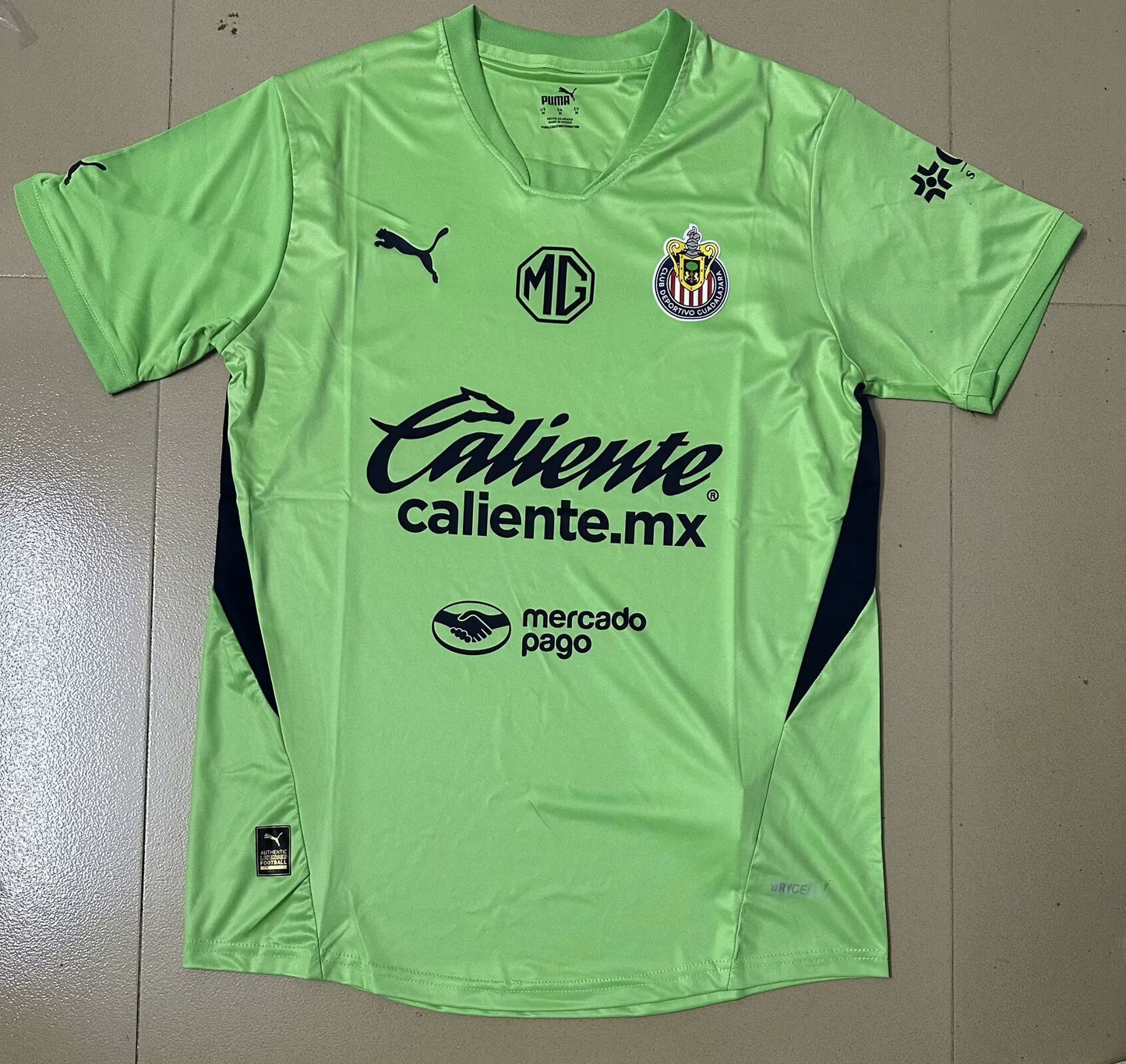 Chivas Goalkeeper Jersey (Stadium Version, Short Sleeve) - 25/26