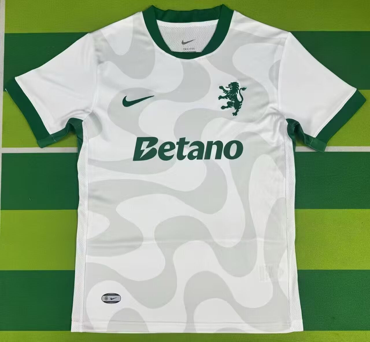 Sporting 4th Jersey (Stadium Version, Short Sleeve) - 25/26