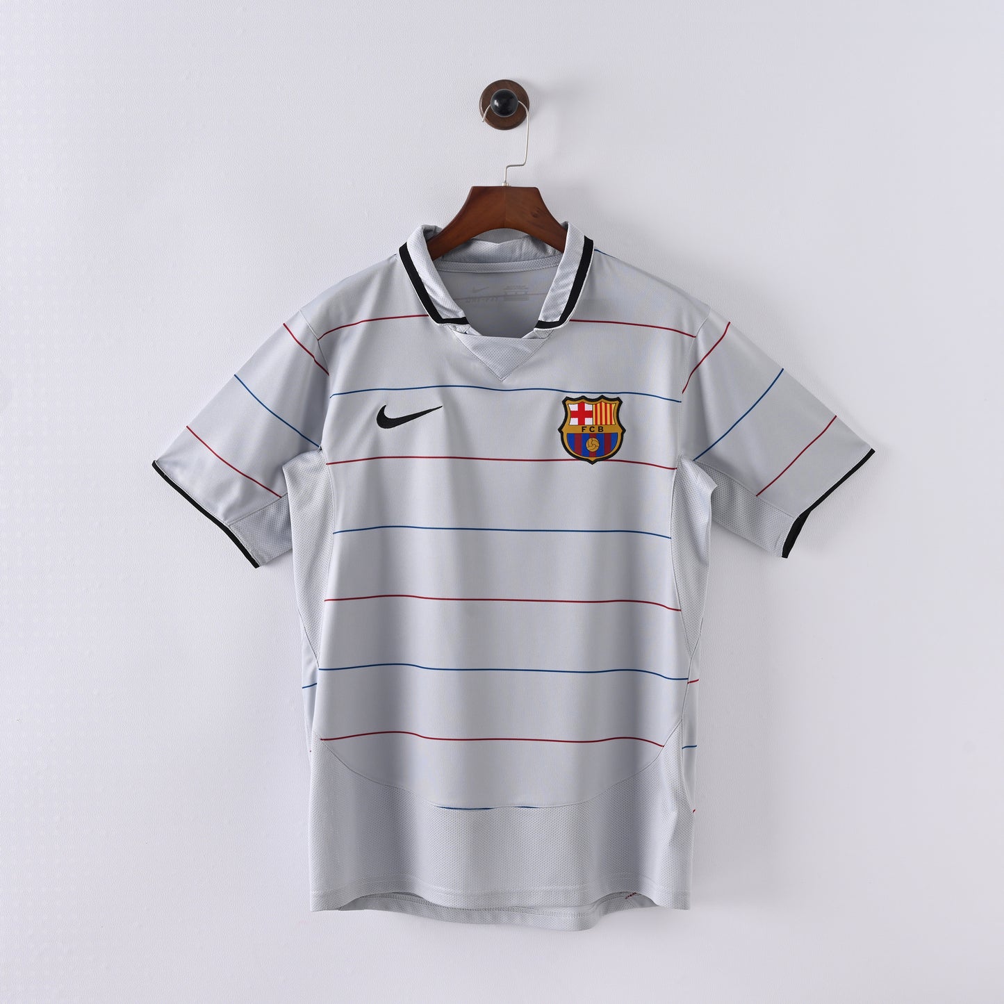 Barcelona Away 03/04 Retro Jersey - Short Sleeve