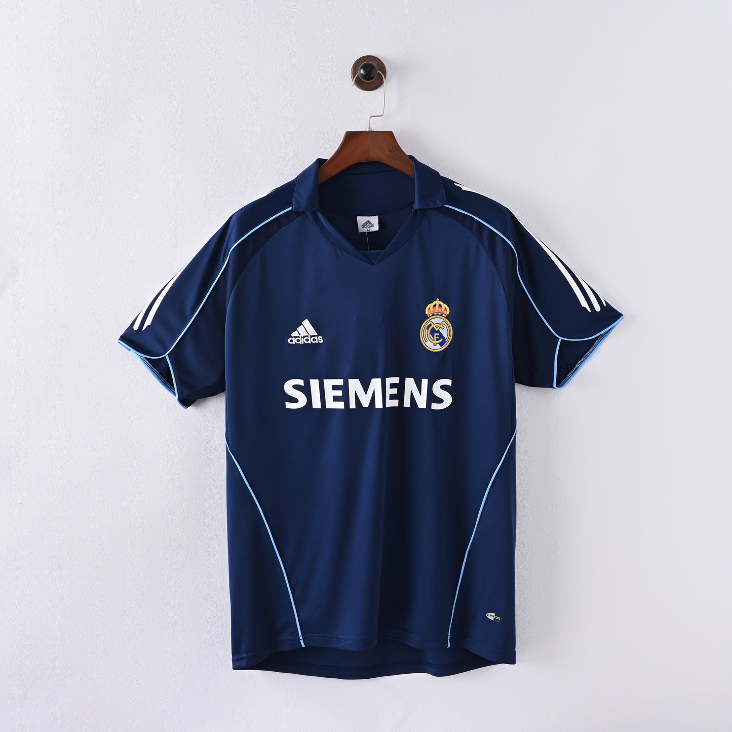Real Madrid Away 05/06 Retro Jersey - Short Sleeve
