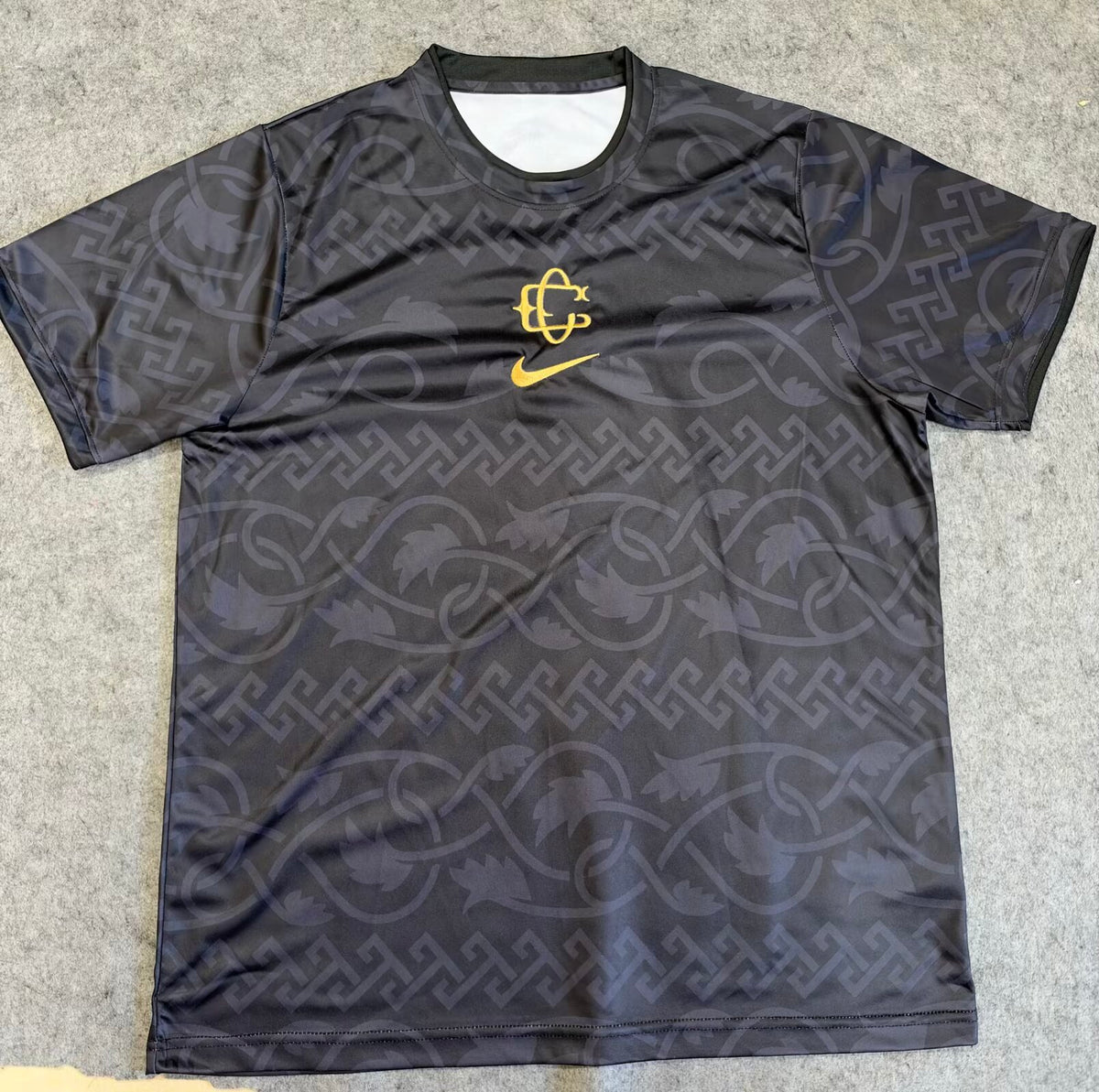 Chivas 26/27 Warm up “Black” Stadium Version Jersey