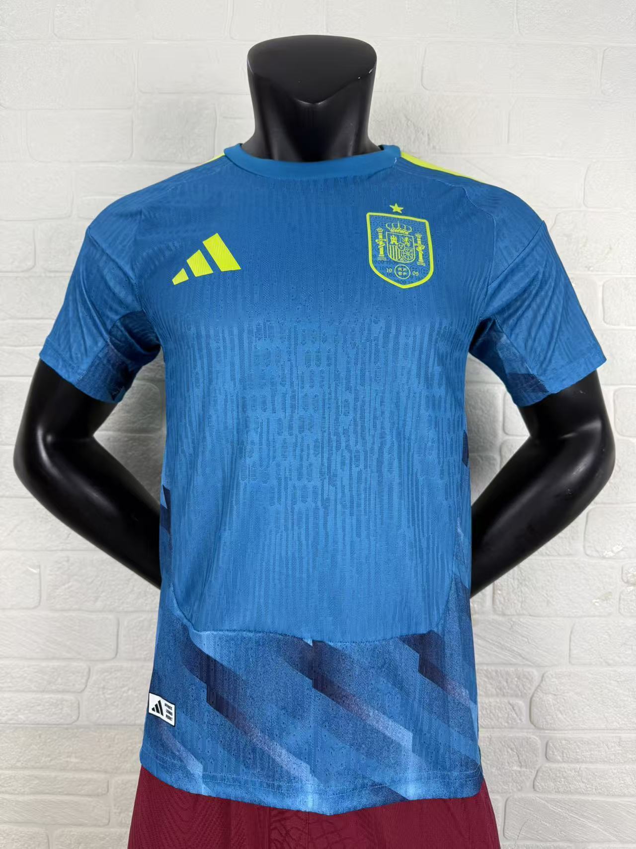 Spain 2026 World Cup Goalkeeper Jersey (Player, Short Sleeve)
