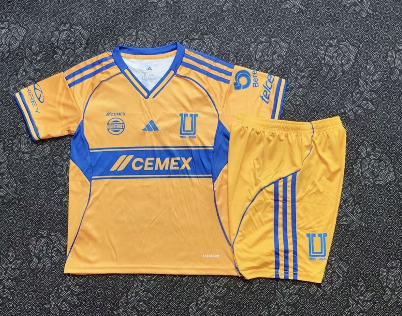 Tigres Home Jersey Kids Set