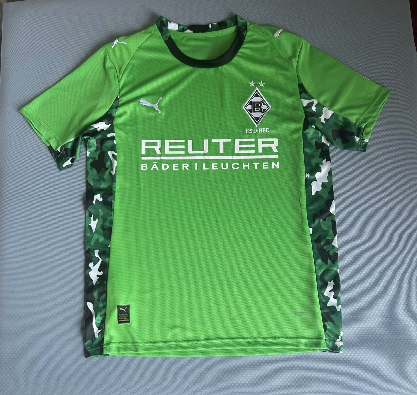 Gladbach Away Jersey (Stadium Version, Short Sleeve) - 25/26